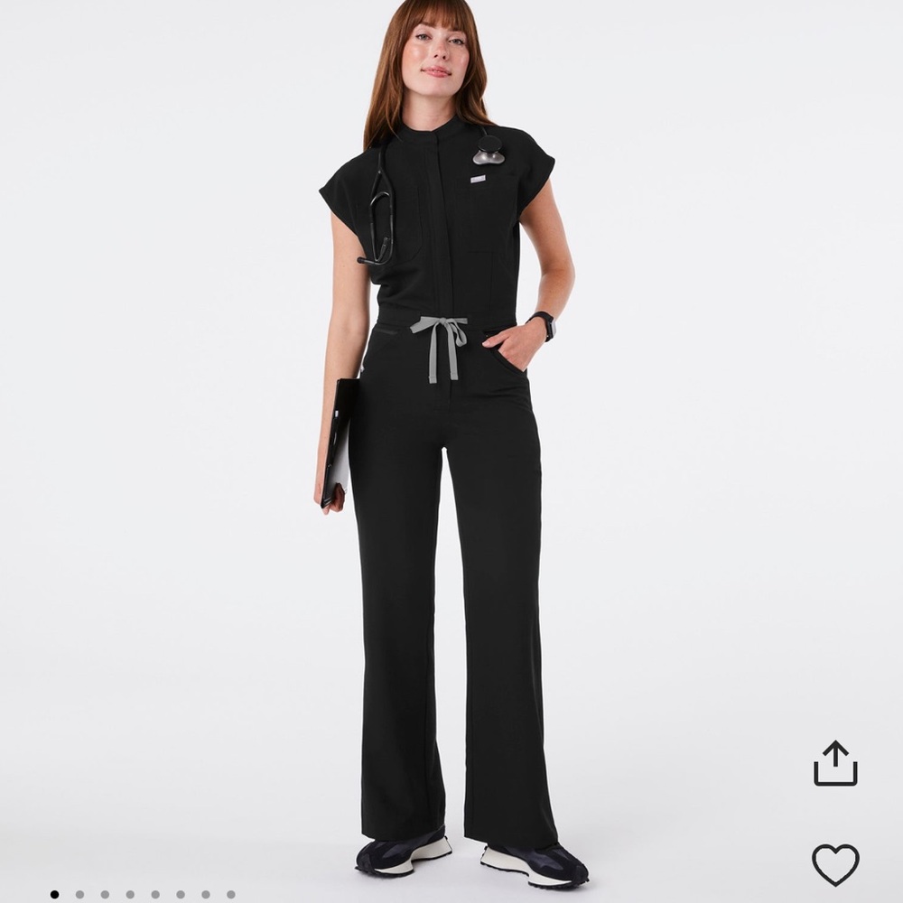 Rafaela Cargo Wide Leg ScrubJumpsuit - L